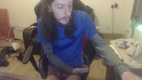 Snapshot of daver281197 chatting on 11/28/25, 10:45 dave online show from 11/28/25, 10:45