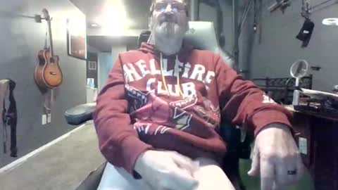 Snapshot of david1020060 chatting on 12/17/25, 04:46 david1020060 online show from 12/17/25, 04:46