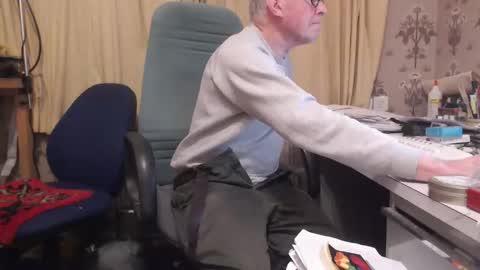 Snapshot of david89853 chatting on 02/15/26, 12:29 David online show from 02/15/26, 12:29