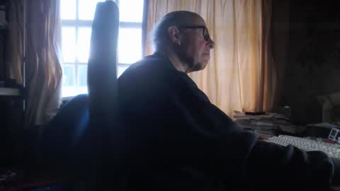 Snapshot of david89853 chatting on 03/09/26, 05:50 David online show from 03/09/26, 05:50