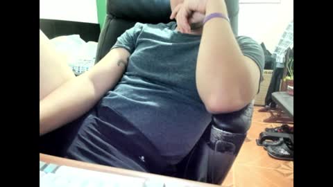 Snapshot of david_2789 chatting on 12/03/24, 12:13 David online show from 12/03/24, 12:13