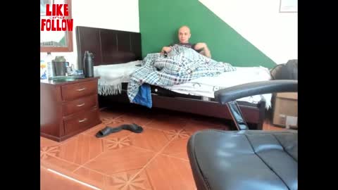 Snapshot of david_2789 chatting on 03/12/25, 10:07 David online show from 03/12/25, 10:07