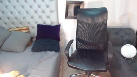 Snapshot of david_bandercock chatting on 12/20/24, 04:46 david_bandercock online show from 12/20/24, 04:46