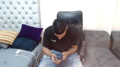 Snapshot of david_bandercock chatting on 12/29/24, 06:03 david_bandercock online show from 12/29/24, 06:03