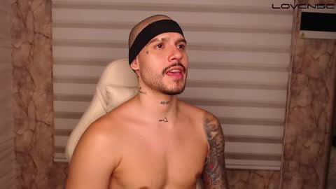 David col11 online show from 11/01/25, 12:34