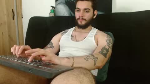 Twitter davidsanctum online show from 10/24/25, 08:49