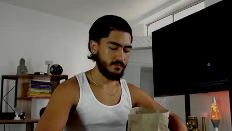 Hey im David that loves to explore and speak their fantasies. Very open talktative and nice. Feel free to chat with me online show from 12/10/24, 02:39