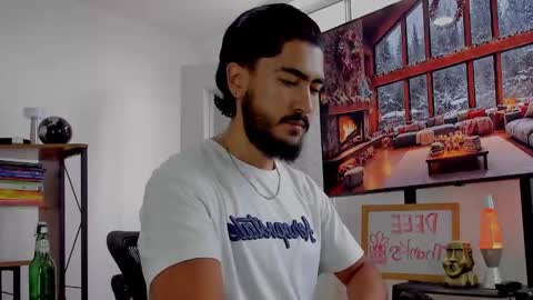 Hey im David that loves to explore and speak their fantasies. Very open talktative and nice. Feel free to chat with me online show from 12/11/24, 02:54
