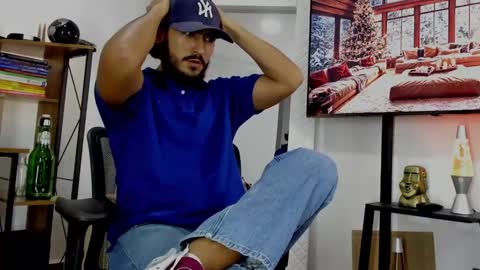 Hey im David that loves to explore and speak their fantasies. Very open talktative and nice. Feel free to chat with me online show from 12/16/24, 01:10