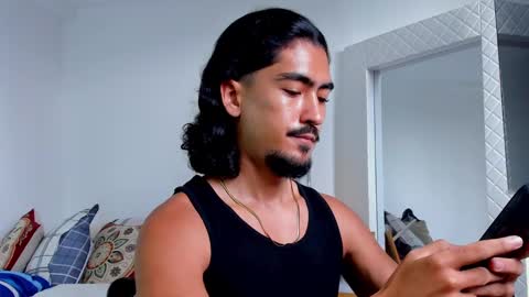 Snapshot of david_johnson372 chatting on 09/12/25, 01:33 Hey im David that loves to explore and speak their fantasies. Very open talktative and nice. Feel free to chat with me online show from 09/12/25, 01:33