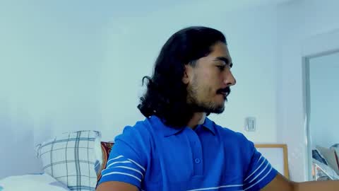 Snapshot of david_johnson372 chatting on 10/12/25, 01:15 Hey im David that loves to explore and speak their fantasies. Very open talktative and nice. Feel free to chat with me online show from 10/12/25, 01:15