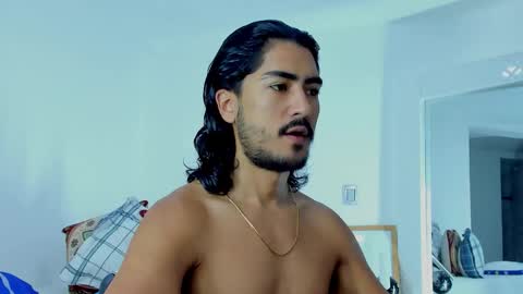 Snapshot of david_johnson372 chatting on 10/26/25, 10:54 Hey im David that loves to explore and speak their fantasies. Very open talktative and nice. Feel free to chat with me online show from 10/26/25, 10:54