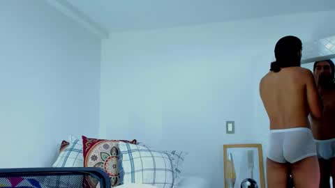 Snapshot of david_johnson372 chatting on 10/31/25, 11:44 Hey im David that loves to explore and speak their fantasies. Very open talktative and nice. Feel free to chat with me online show from 10/31/25, 11:44