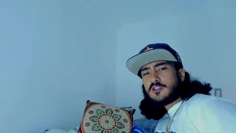 Snapshot of david_johnson372 chatting on 12/04/25, 01:04 Hey im David that loves to explore and speak their fantasies. Very open talktative and nice. Feel free to chat with me online show from 12/04/25, 01:04