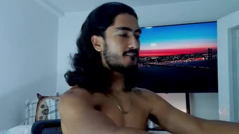 Hey im David that loves to explore and speak their fantasies. Very open talktative and nice. Feel free to chat with me online show from 01/16/26, 02:15