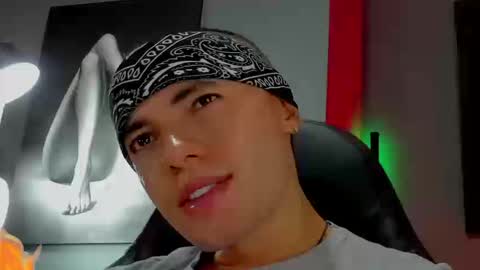 David Jons online show from 09/23/25, 01:08