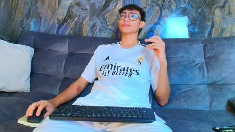 David online show from 12/05/24, 08:55