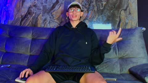 David online show from 01/04/25, 02:46