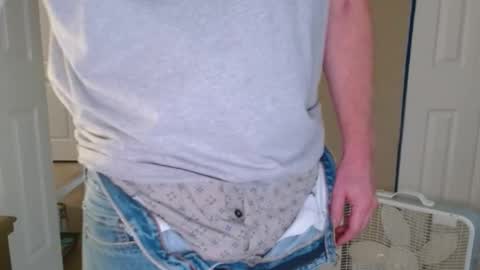 Snapshot of david_michel02 chatting on 10/26/25, 08:37 David Michel online show from 10/26/25, 08:37