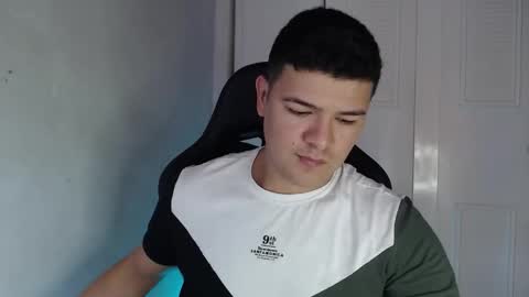 Snapshot of david_smit_ chatting on 09/28/25, 03:50 david smit online show from 09/28/25, 03:50