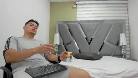 david_victoriaa online show from 07/27/26, 01:07