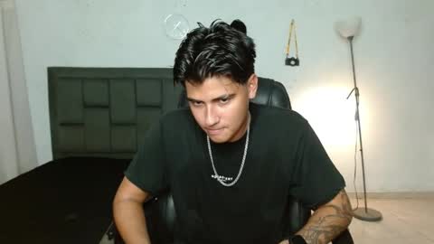 Snapshot of davidbless chatting on 06/06/26, 01:11 David Bless online show from 06/06/26, 01:11