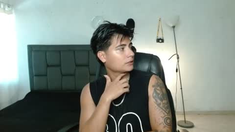 Snapshot of davidbless chatting on 06/11/26, 06:39 David Bless online show from 06/11/26, 06:39