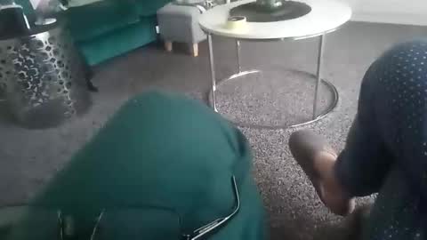 Snapshot of davidf75 chatting on 11/16/25, 08:42 davidf75 online show from 11/16/25, 08:42