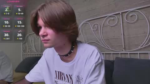 Snapshot of davidleatherhoff chatting on 10/31/25, 03:57 DAVID online show from 10/31/25, 03:57