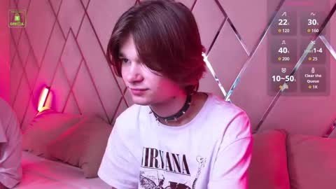 Snapshot of davidleatherhoff chatting on 11/08/25, 10:26 DAVID online show from 11/08/25, 10:26