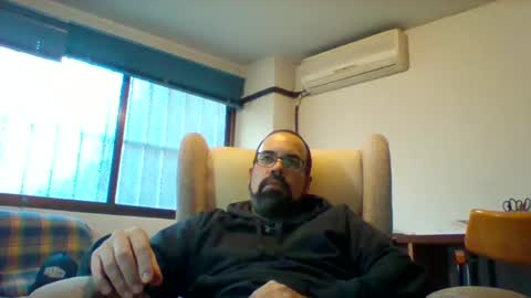 Snapshot of davidmax245 chatting on 01/17/25, 04:26 davidmax245 online show from 01/17/25, 04:26