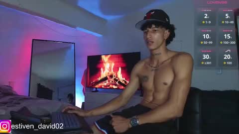 Snapshot of davidxxx02 chatting on 09/18/25, 03:41 Estiven online show from 09/18/25, 03:41