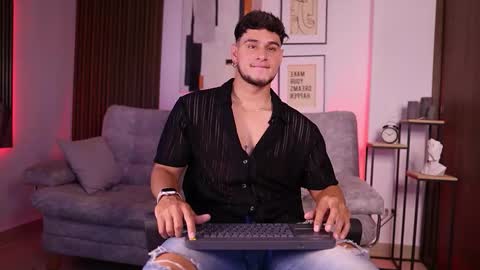 Snapshot of davies_brown chatting on 09/20/25, 09:49 Davies brown schedule 12pm to 5pm col time online show from 09/20/25, 09:49