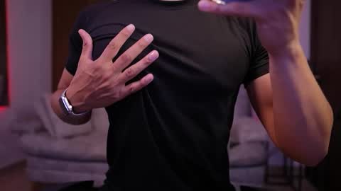 Snapshot of davies_brown chatting on 10/14/25, 07:14 Davies brown schedule 12pm to 5pm col time online show from 10/14/25, 07:14