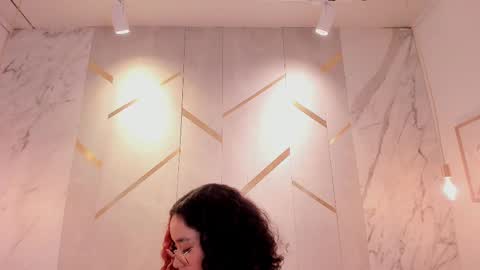 Emma online show from 03/10/25, 09:53