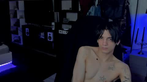 davis online show from 06/09/26, 02:50