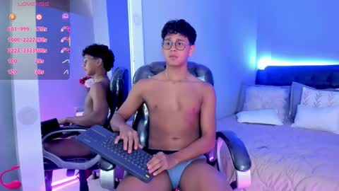 Snapshot of dawn_16 chatting on 11/22/25, 11:26 dawn_16 online show from 11/22/25, 11:26