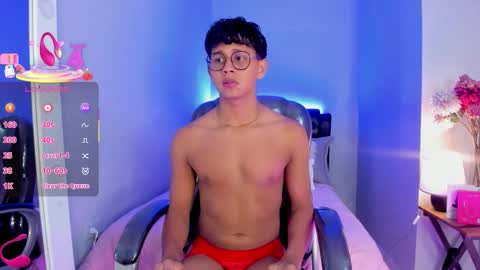 Snapshot of dawn_16 chatting on 11/28/25, 09:06 dawn_16 online show from 11/28/25, 09:06