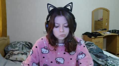 Alice online show from 10/06/25, 09:18