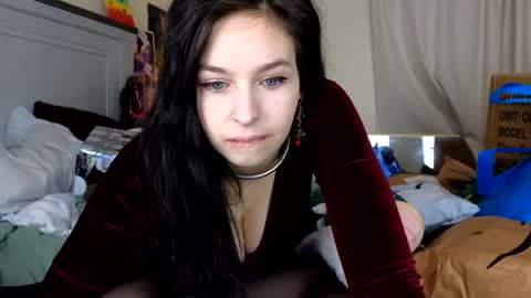 Dawn Willow online show from 12/25/24, 03:38