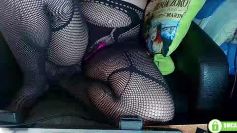 Snapshot of daya202 chatting on 11/22/25, 09:36 Eli online show from 11/22/25, 09:36