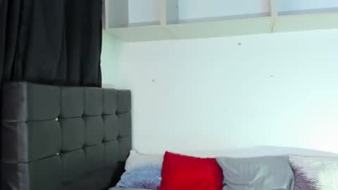 Snapshot of dayan_ross21 chatting on 09/15/25, 11:49 dayana online show from 09/15/25, 11:49