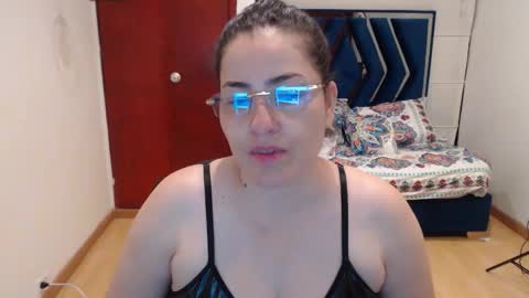 dayanhank online show from 10/19/25, 10:27