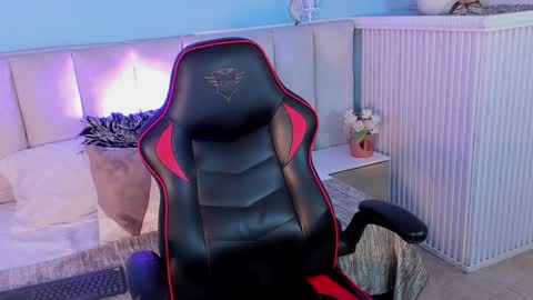 Snapshot of dayanne7 chatting on 02/08/25, 02:05 dayanne7 online show from 02/08/25, 02:05