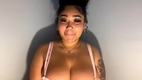 dayqueen1 online show from 04/25/26, 11:46