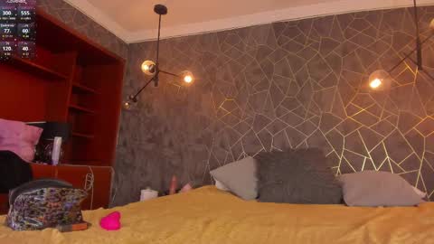 Snapshot of dayra_angels chatting on 10/27/25, 06:12 DAYRA ANGELS online show from 10/27/25, 06:12