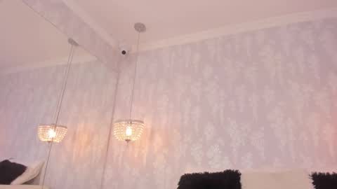 Snapshot of dayra_angels chatting on 11/13/25, 04:39 DAYRA ANGELS online show from 11/13/25, 04:39