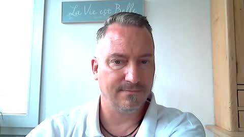Snapshot of daytrader77 chatting on 05/11/26, 10:21 daytrader77 online show from 05/11/26, 10:21