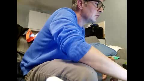 Dazzill online show from 10/10/25, 10:42