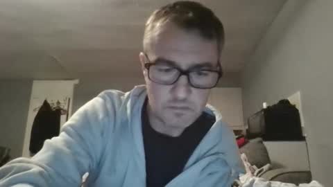 Dazzill online show from 11/30/25, 04:55